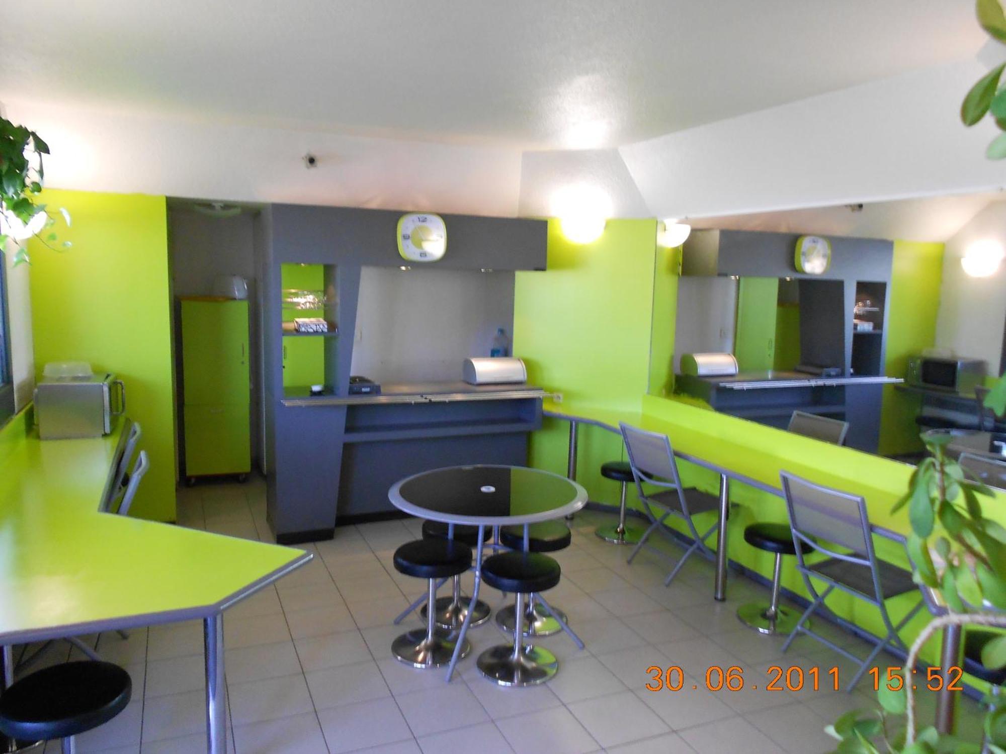 Lemon Hotel Le Coteau Exterior foto
