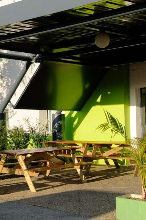 Lemon Hotel Le Coteau Exterior foto